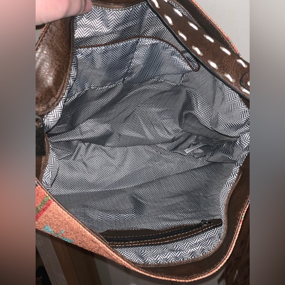 Aztec oversize purse - Picture 6 of 7